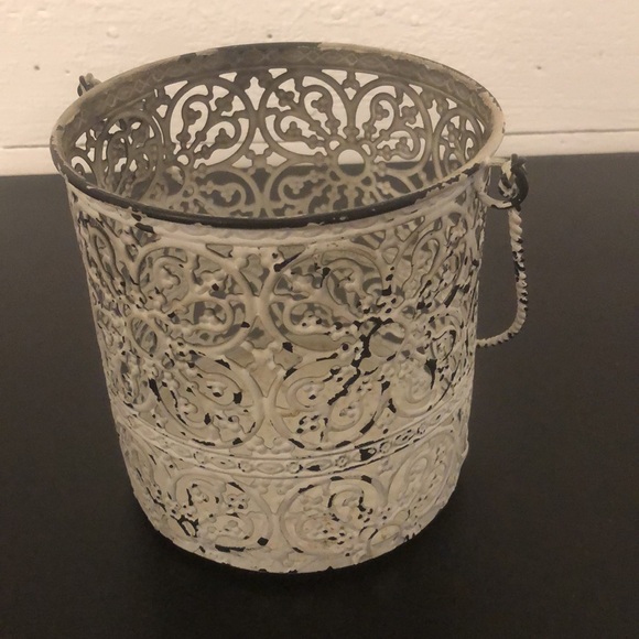 Country Cottage Candle Light Holder Distress White Metal Basket - Picture 3 of 6